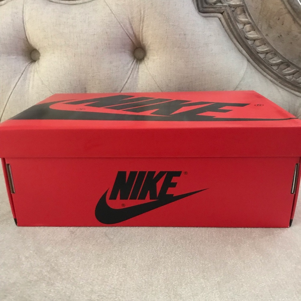 Jordan 1 women’s fearless